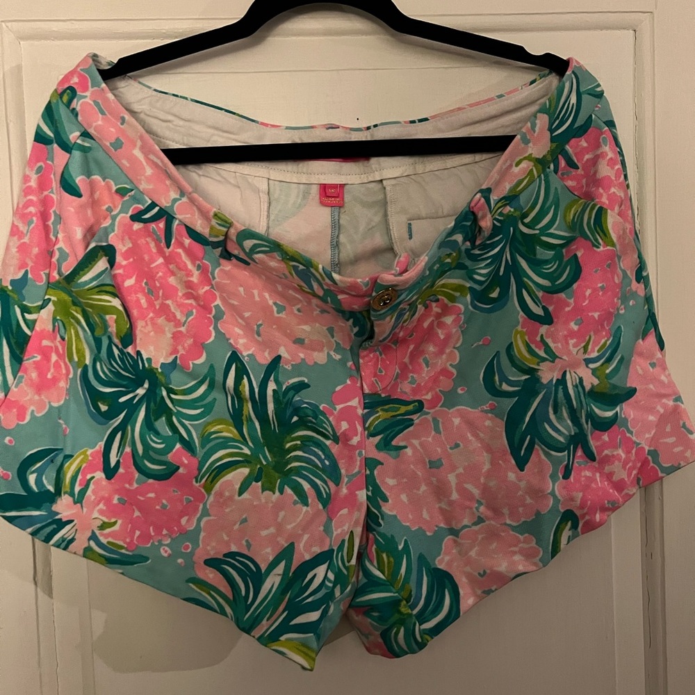 Lilly Pulitzer size 16 dress shorts